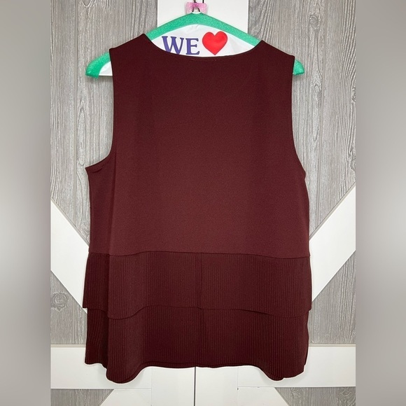 D20.18 Ann Taylor Tiered Knit Shell Tank Blouse Burgundy Size M - Picture 4 of 7